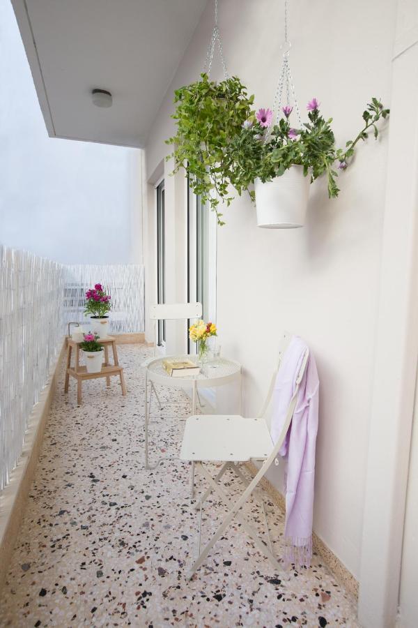 Effie'S Cozy Beach Front Apartment Rethymno  Exterior photo